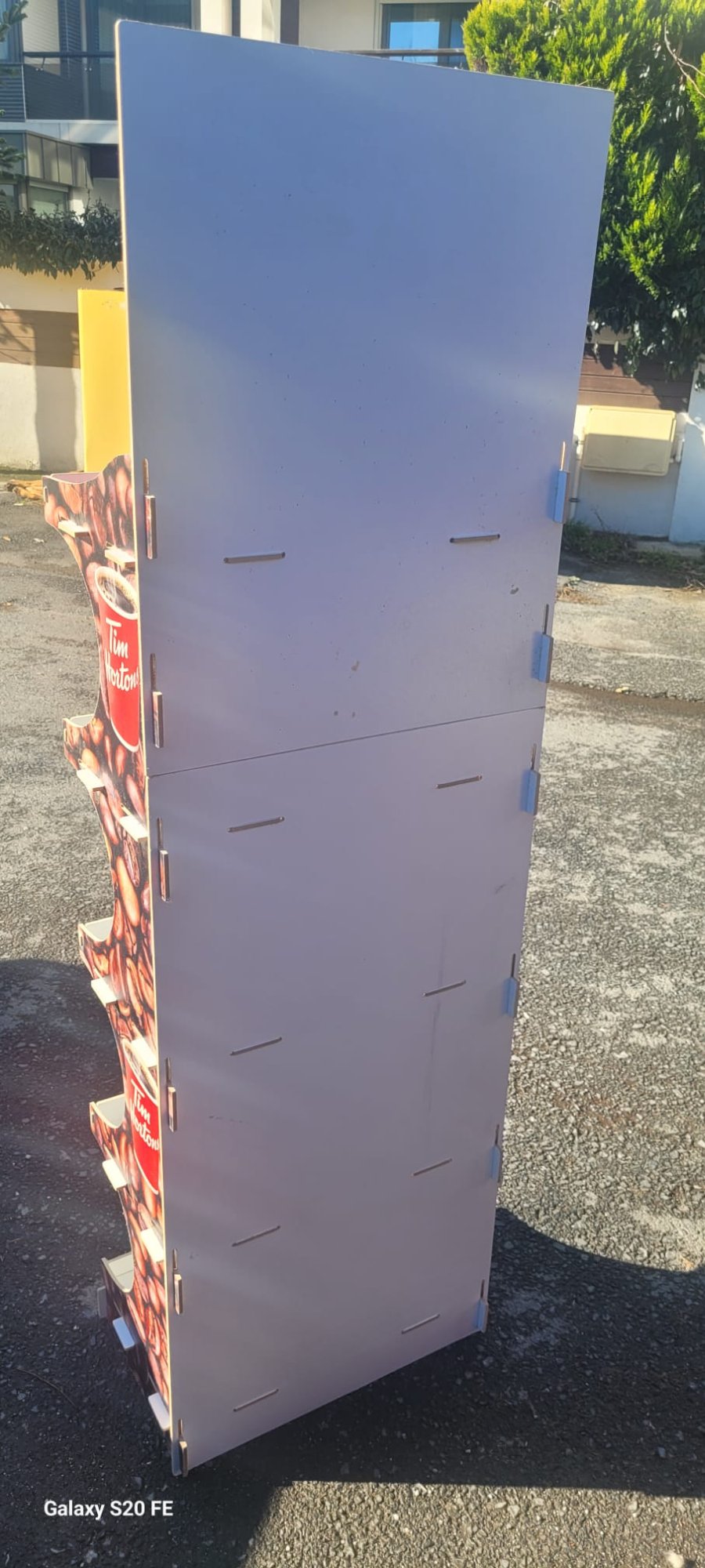 Stand arka görünüm geçme sistemi